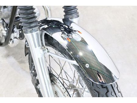 カワサキ W800 メールでお問合せの際は、ronajapan@gmail.com までお気軽にどうぞ! 4
