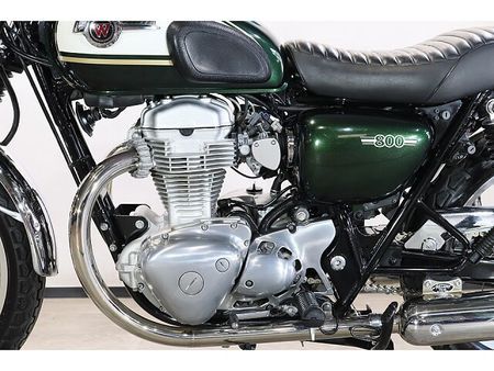 カワサキ W800 メールでお問合せの際は、ronajapan@gmail.com までお気軽にどうぞ! 9