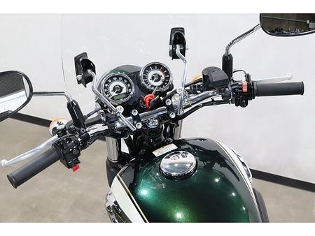 カワサキ W800 メールでお問合せの際は、ronajapan@gmail.com までお気軽にどうぞ! 32