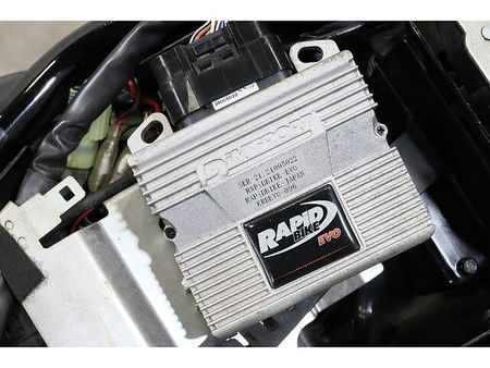 カワサキ W800 メールでお問合せの際は、ronajapan@gmail.com までお気軽にどうぞ! 34