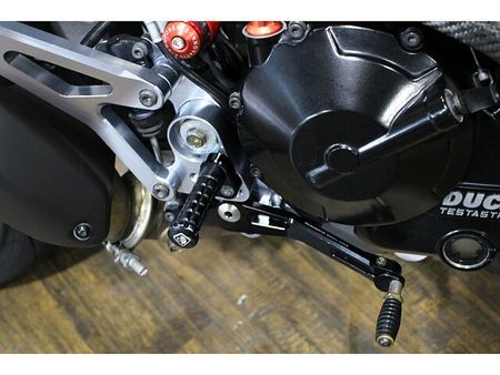 ドゥカティ HYPERMOTARD821 メールでお問合せの際は、ronajapan@gmail.com までお気軽にどうぞ! 28