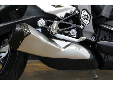 トライアンフ STREET TRIPLE RS メールでお問合せの際は、ronajapan@gmail.com までお気軽にどうぞ! 6