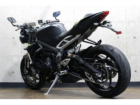 トライアンフ STREET TRIPLE RS メールでお問合せの際は、ronajapan@gmail.com までお気軽にどうぞ! 15