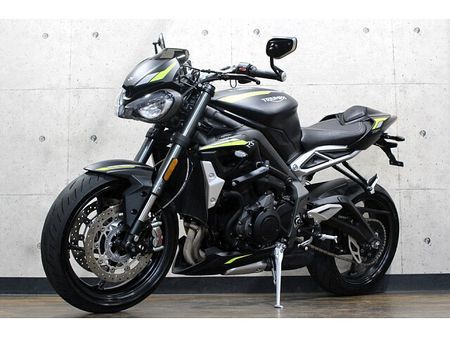 トライアンフ STREET TRIPLE RS メールでお問合せの際は、ronajapan@gmail.com までお気軽にどうぞ! 24
