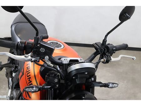 トライアンフ TRIDENT 660 メールでお問い合わせの際は、ronajapan.shiki@gmail.com まで! 2