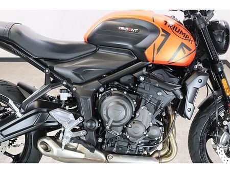 トライアンフ TRIDENT 660 メールでお問い合わせの際は、ronajapan.shiki@gmail.com まで! 12