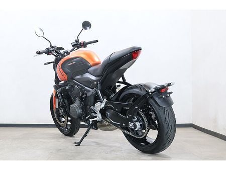 トライアンフ TRIDENT 660 メールでお問い合わせの際は、ronajapan.shiki@gmail.com まで! 23