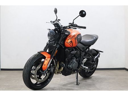 トライアンフ TRIDENT 660 メールでお問い合わせの際は、ronajapan.shiki@gmail.com まで! 25
