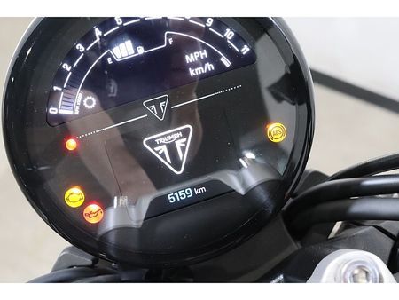 トライアンフ TRIDENT 660 メールでお問い合わせの際は、ronajapan.shiki@gmail.com まで! 26
