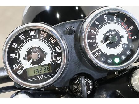 カワサキ W800 メールでお問い合わせの際は、ronajapan.shiki@gmail.com まで! 25