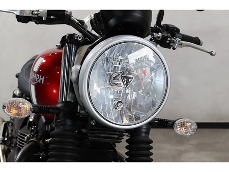 トライアンフ STREET TWIN メールでお問い合わせの際は、ronajapan.shiki@gmail.com まで! 3