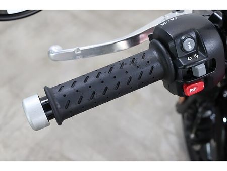 トライアンフ STREET TWIN メールでお問い合わせの際は、ronajapan.shiki@gmail.com まで! 17