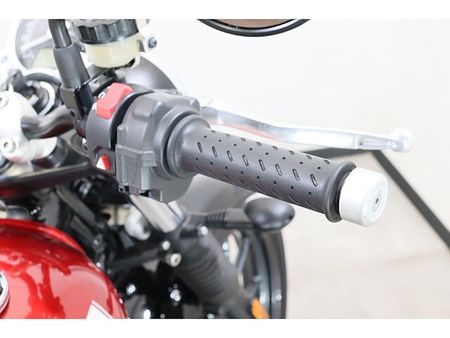 トライアンフ STREET TWIN メールでお問い合わせの際は、ronajapan.shiki@gmail.com まで! 18