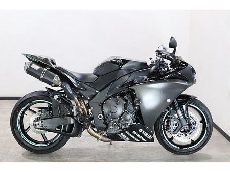 ヤマハ YZF-R1 メールでお問い合わせの際は、ronajapan.shiki@gmail.com まで! 12