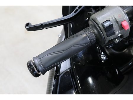 ヤマハ YZF-R1 メールでお問い合わせの際は、ronajapan.shiki@gmail.com まで! 19