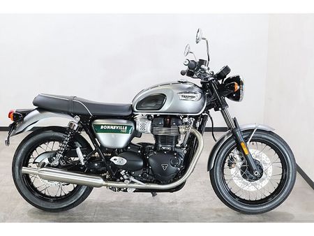 トライアンフ BONNEVILLE T100 メールでお問い合わせの際は、ronajapan.shiki@gmail.com まで! 8