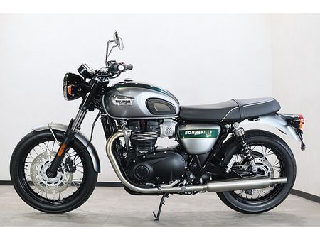トライアンフ BONNEVILLE T100 メールでお問い合わせの際は、ronajapan.shiki@gmail.com まで! 9