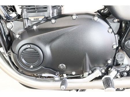 トライアンフ BONNEVILLE T100 メールでお問い合わせの際は、ronajapan.shiki@gmail.com まで! 14
