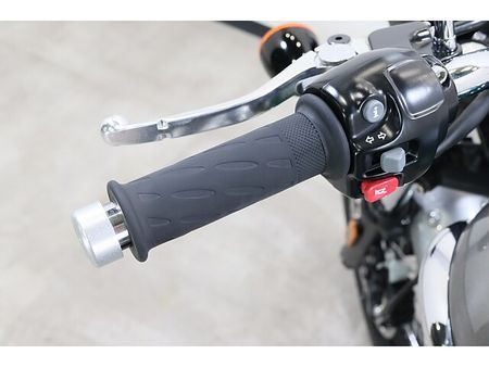 トライアンフ BONNEVILLE T100 メールでお問い合わせの際は、ronajapan.shiki@gmail.com まで! 16