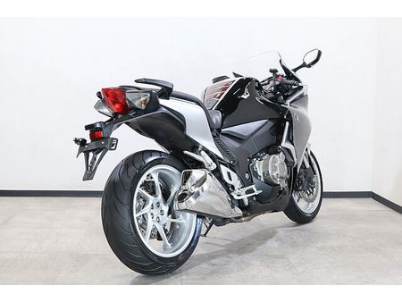 ホンダ VFR1200F デュアルクラッチトランスミッション メールでお問い合わせの際は、ronajapan.shiki@gmail.com まで! 8