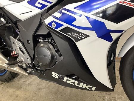 スズキ GSX250R GSX250R 2023年モデル ABS ハンドルレバー スクリーンカスタム 27