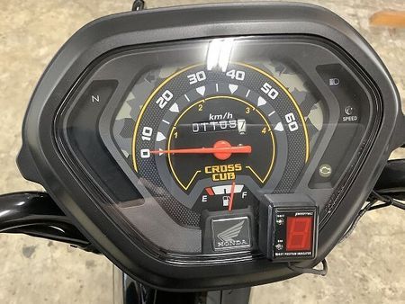ホンダ クロスカブ50 CROSS CUB 50 くまモン バージョン リアボックス付き 8