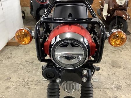 ホンダ クロスカブ50 CROSS CUB 50 くまモン バージョン リアボックス付き 10