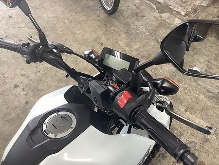 ホンダ グロム GROM 2024年モデル リアボックス USB装備 21