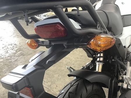 ホンダ グロム GROM 2024年モデル リアボックス USB装備 29