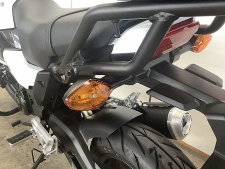 ホンダ グロム GROM 2024年モデル リアボックス USB装備 36