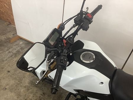 ホンダ グロム GROM 2024年モデル リアボックス USB装備 40