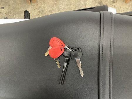 ホンダ グロム GROM 2024年モデル リアボックス USB装備 7
