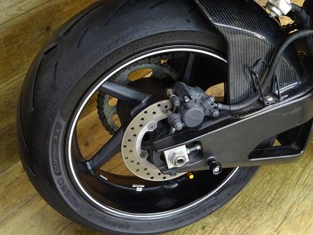 ヤマハ YZF-R1 10