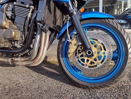 カワサキ ZRX1200S まずはお気軽にお問い合わせください! 15