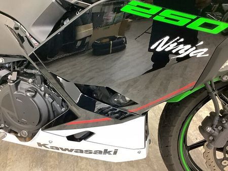 カワサキ ニンジャ 250 【スピード納車】Ninja 250 政府承認ヨシムラマフラー・マルチバー・USB付き!! 14
