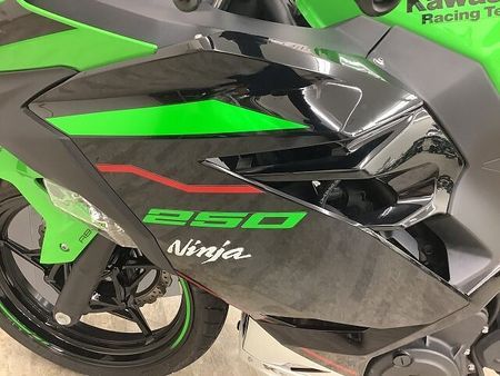 カワサキ ニンジャ 250 【スピード納車】Ninja 250 政府承認ヨシムラマフラー・マルチバー・USB付き!! 33