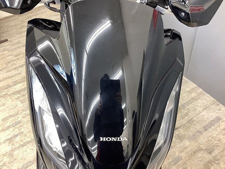 ホンダ PCX125 PCX125 ABS 2022年製造車 ワンオーナー・ナックルバイザー・GIVIトップケー 23