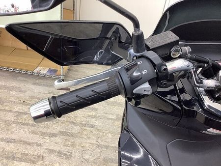 ホンダ PCX125 PCX125 ABS 2022年製造車 ワンオーナー・ナックルバイザー・GIVIトップケー 34