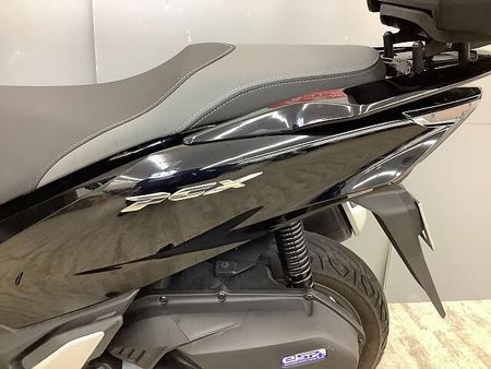 ホンダ PCX125 PCX125 ABS 2022年製造車 ワンオーナー・ナックルバイザー・GIVIトップケー 39