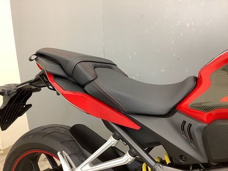 ホンダ CBR650R CBR650R RH03型 ワンオーナー・ウイングレット・エンジンスライダー装備!! 21