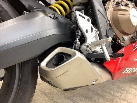 ホンダ CBR650R CBR650R RH03型 ワンオーナー・ウイングレット・エンジンスライダー装備!! 24