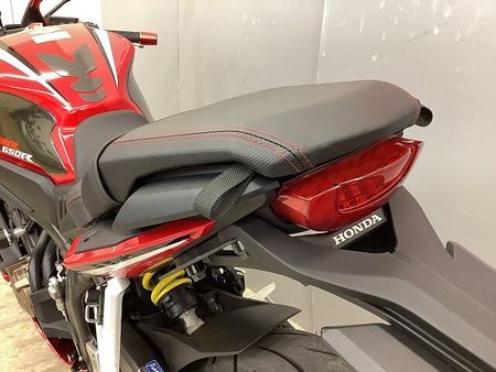 ホンダ CBR650R CBR650R RH03型 ワンオーナー・ウイングレット・エンジンスライダー装備!! 29