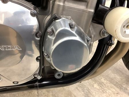 ホンダ CB1300スーパーフォア CB1300スーパーフォア モリワキ政府認証フルエキチタンマフラー装備・フェンダーレス仕様 21