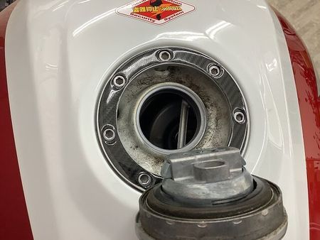 ホンダ CB1300スーパーフォア CB1300スーパーフォア モリワキ政府認証フルエキチタンマフラー装備・フェンダーレス仕様 31