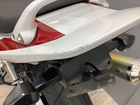 ホンダ CB1300スーパーフォア CB1300スーパーフォア モリワキ政府認証フルエキチタンマフラー装備・フェンダーレス仕様 39