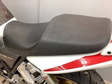ホンダ CB1300スーパーフォア CB1300スーパーフォア モリワキ政府認証フルエキチタンマフラー装備・フェンダーレス仕様 40