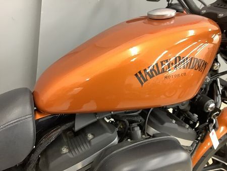 ハーレーダビッドソン XL883N SPORTSTER IRON XL883N スポーツスター アイアン 二人乗り仕様・純正オプションセキュリティ装備!! 13