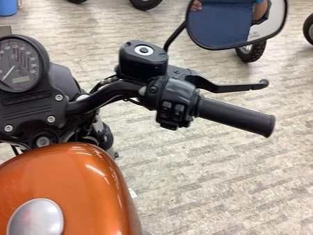 ハーレーダビッドソン XL883N SPORTSTER IRON XL883N スポーツスター アイアン 二人乗り仕様・純正オプションセキュリティ装備!! 26