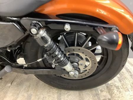 ハーレーダビッドソン XL883N SPORTSTER IRON XL883N スポーツスター アイアン 二人乗り仕様・純正オプションセキュリティ装備!! 32