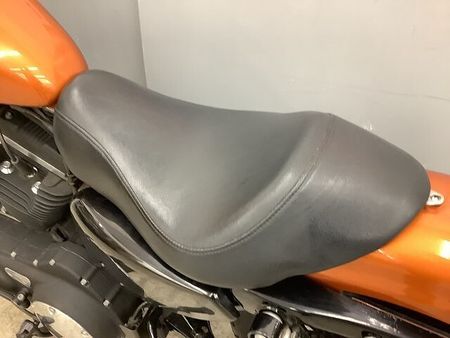 ハーレーダビッドソン XL883N SPORTSTER IRON XL883N スポーツスター アイアン 二人乗り仕様・純正オプションセキュリティ装備!! 33